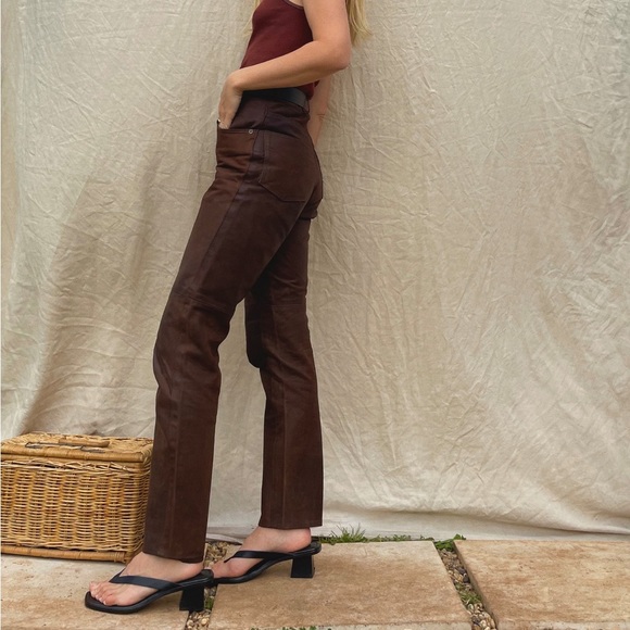 Vintage ‘80s brown leather high rise trousers / slim straight leg /biker/women - Picture 9 of 9